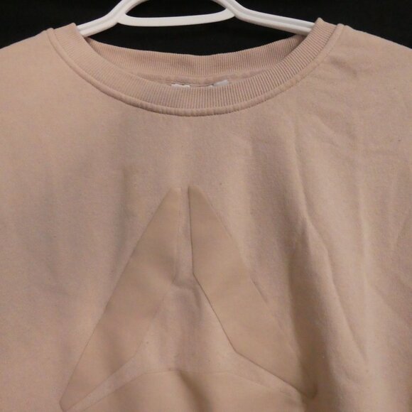 REEBOK | P2P 23 inches measured | Reebok Embossed Logo Sweatshirt - Picture 5 of 15